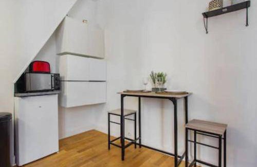 Quartier de l'Ecole-Militaire Apartment | 20 m² Apartment ∙ 1 bedroom ∙ 2 guests