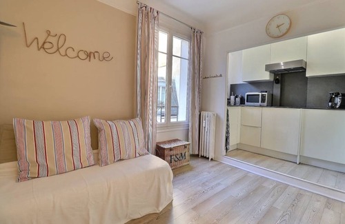 Ternes Apartment | 20 m² Apartment ∙ 1 guest