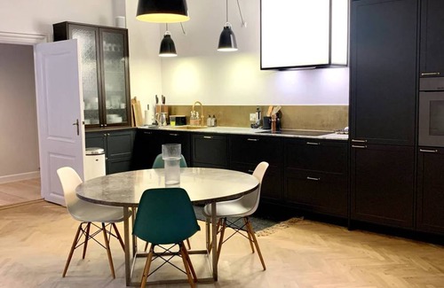 Christianshavn Apartment | 200 m² Apartment ∙ 3 bedrooms ∙ 6 guests