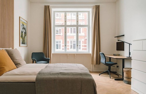 Copenhagen City Centre Resort | 205 m² Private room ∙ 1 bedroom ∙ 1 guest