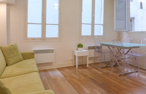 Saint-Merri Apartment | 22 m² Apartment ∙ 2 guests