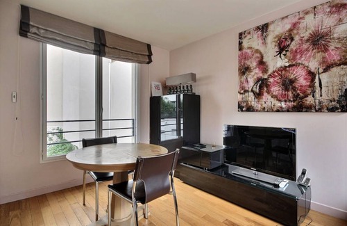 Ternes Apartment | 22 m² Apartment ∙ 2 guests