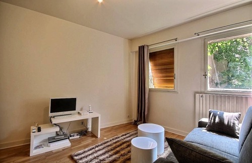 Quartier de l'Ecole-Militaire Apartment | 23 m² Apartment ∙ 2 guests