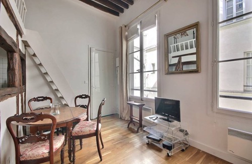 Arsenal Apartment | 23 m² Apartment ∙ 2 guests