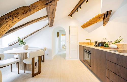 Montmartre Apartment | 24.3bedroom Sacrée Cœur Place du Tertre Montmartre