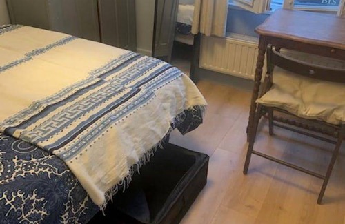 Butte-aux-Cailles Resort | 240 m² Private room ∙ 1 bedroom ∙ 1 guest