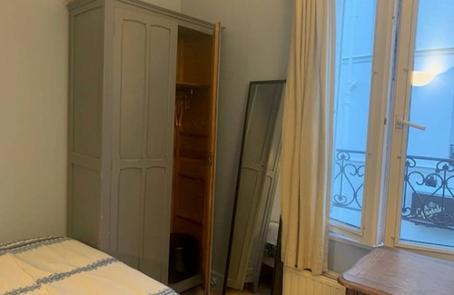 Butte-aux-Cailles Resort | 240 m² Private room ∙ 1 bedroom ∙ 1 guest