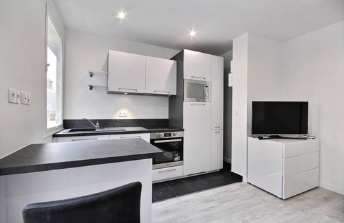 Porte-Dauphine Apartment | 25 m² Apartment ∙ 2 guests