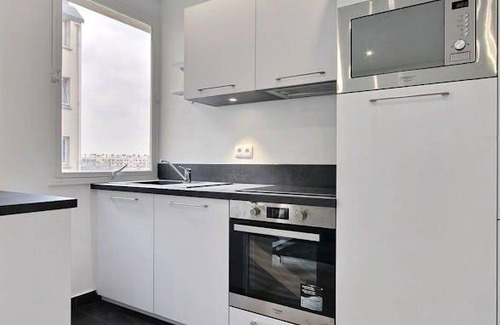 Porte-Dauphine Apartment | 25 m² Apartment ∙ 2 guests