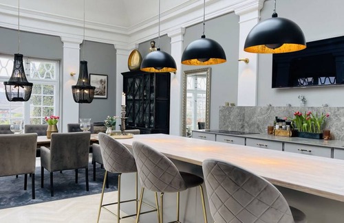 Hellerup Apartment | 250 m² Apartment ∙ 3 bedrooms ∙ 8 guests