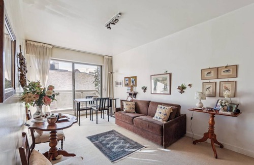 Quartier de l'Ecole-Militaire Apartment | 28 m² Apartment ∙ 2 guests