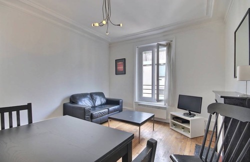Ternes Apartment | 30 m² Apartment ∙ 1 bedroom ∙ 2 guests