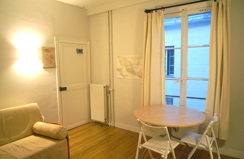 Odeon Apartment | 30 m² Apartment ∙ 1 bedroom ∙ 4 guests