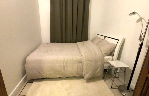 Bagnolet Apartment | 35 m² Apartment ∙ 2 bedrooms ∙ 3 guests