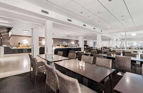Tarnby Kommune Hotel | 35 m² Hotel ∙ 127 guests