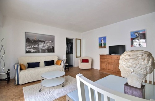 Arsenal Apartment | 36 m² Apartment ∙ 2 guests