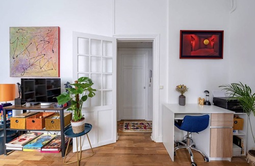 Quartier des Grandes-Carrieres Apartment | 37 m² Apartment ∙ 1 bedroom ∙ 2 guests