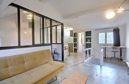 6th Arrondissement Apartment | 40 m² Apartment ∙ 1 bedroom ∙ 2 guests