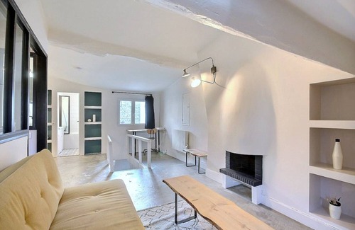 6th Arrondissement Apartment | 40 m² Apartment ∙ 1 bedroom ∙ 2 guests