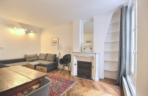 Saint-Merri Apartment | 40 m² Apartment ∙ 1 bedroom ∙ 4 guests