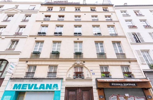 Quartier de la Porte-Saint-Denis Apartment | 44 m² Apartment ∙ 2 bedrooms ∙ 6 guests