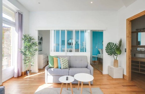 Republique–Point-du-Jour Apartment | 45 m² Apartment ∙ 1 bedroom ∙ 4 guests