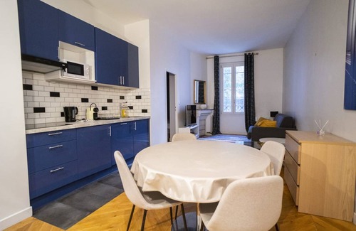 Quartier des Grandes-Carrieres Apartment | 45 m² Apartment ∙ 1 bedroom ∙ 4 guests