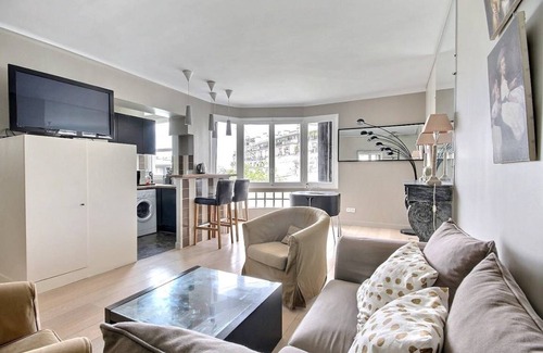 Quartier de l'Ecole-Militaire Apartment | 45 m² Apartment ∙ 1 bedroom ∙ 2 guests