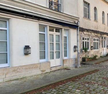 Saint-Thomas-d'Aquin Apartment | 45 m² Serviced apartment ∙ 4 guests