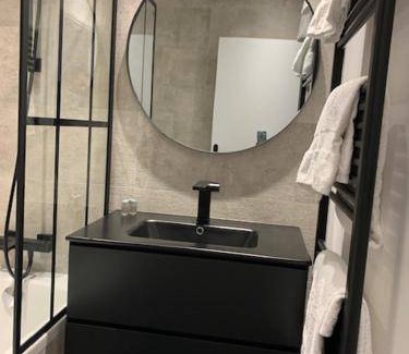 Saint-Thomas-d'Aquin Apartment | 45 m² Serviced apartment ∙ 4 guests