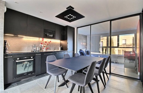 Prince–Marmottan Apartment | 57 m² Apartment ∙ 1 bedroom ∙ 2 guests