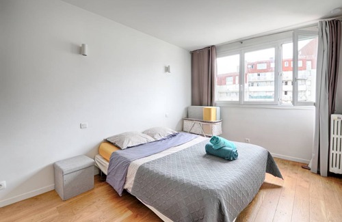 Saint-Maurice Apartment | 57 m² Apartment ∙ 2 bedrooms ∙ 7 guests