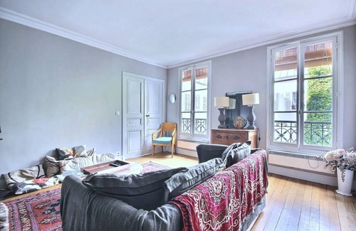 Quartier de l'Ecole-Militaire Apartment | 60 m² Apartment ∙ 1 bedroom ∙ 2 guests
