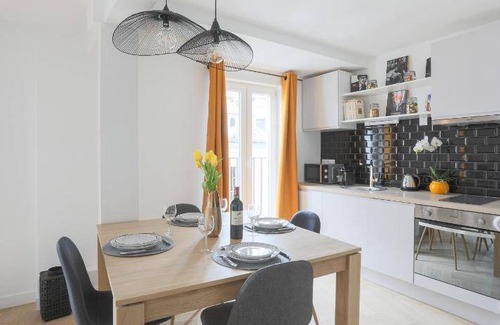 Quartier de Rochechouart Apartment | 60 m² Serviced apartment ∙ 2 bedrooms ∙ 8 guests