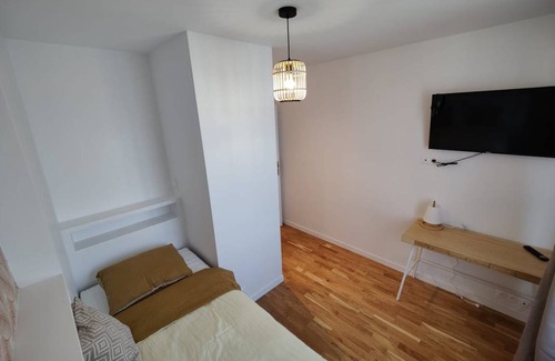 Vitry-sur-Seine Resort | 66 m² Private room ∙ 1 bedroom ∙ 1 guest
