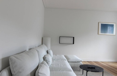 Frederiksberg C Apartment | 70 m² Apartment ∙ 1 bedroom ∙ 2 guests
