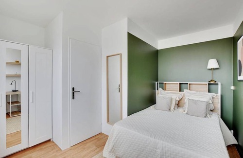 Le Kremlin-Bicetre Resort | 77 m² Private room ∙ 1 bedroom ∙ 5 guests