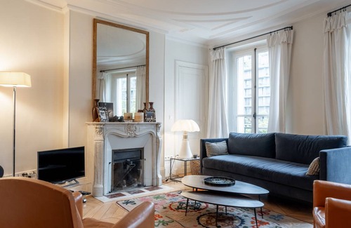 Villa Montmorency Apartment | 80 m² Apartment ∙ 2 bedrooms ∙ 3 guests