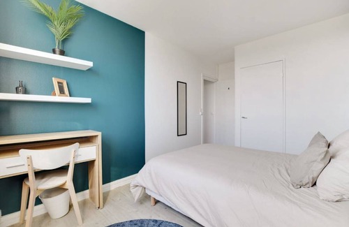 Le Kremlin-Bicetre Resort | 80 m² Private room ∙ 1 bedroom ∙ 5 guests
