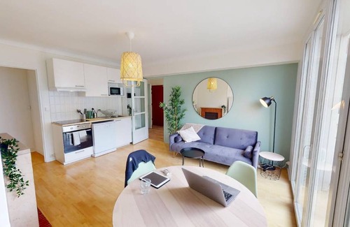 Porte d'Asnieres Resort | 90 m² Private room ∙ 1 bedroom ∙ 1 guest