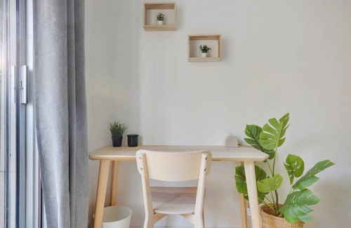 Boulogne-Billancourt Resort | 93 m² Private room ∙ 1 bedroom ∙ 5 guests