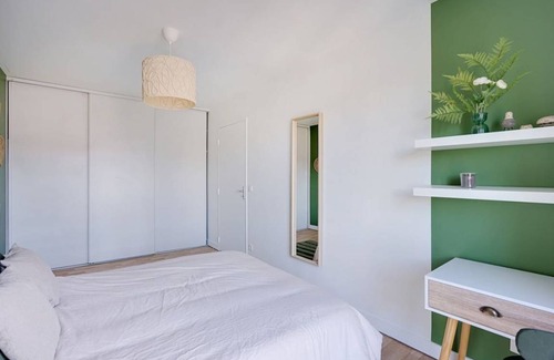 Villejuif Resort | 93 m² Private room ∙ 1 bedroom ∙ 4 guests