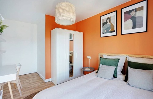 Villejuif Resort | 93 m² Private room ∙ 1 bedroom ∙ 4 guests