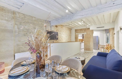 Arsenal Apartment | Amazing Apartment in the Center of Paris