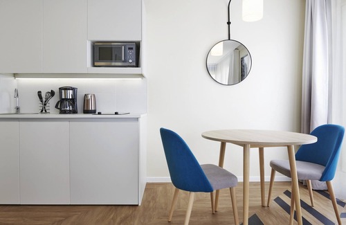 Issy-les-Moulineaux Apartment | Aparthotel Adagio Porte de Versailles