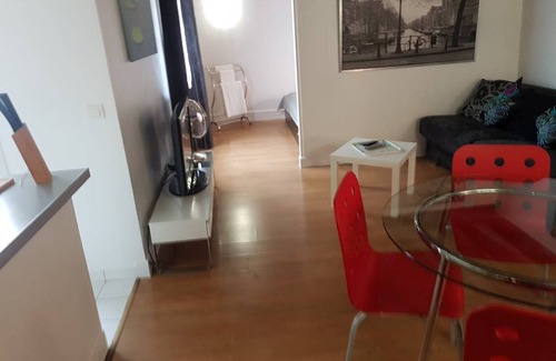 Arts-et-Metiers Apartment | Apartment ∙ 1 bedroom ∙ 2 guests