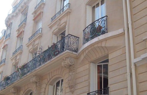 16th Arrondissement Apartment | Apartment ∙ 1 guest