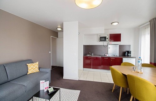 Villejuif Apartment | Appart'City Confort Paris Villejuif