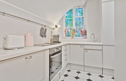 Saint-Thomas-d'Aquin Apartment | Appartement Academia - Welkeys