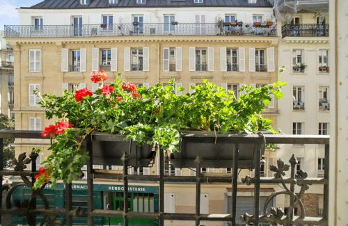 18th Arrondissement Apartment | Appartement Duhesme - Welkeys
